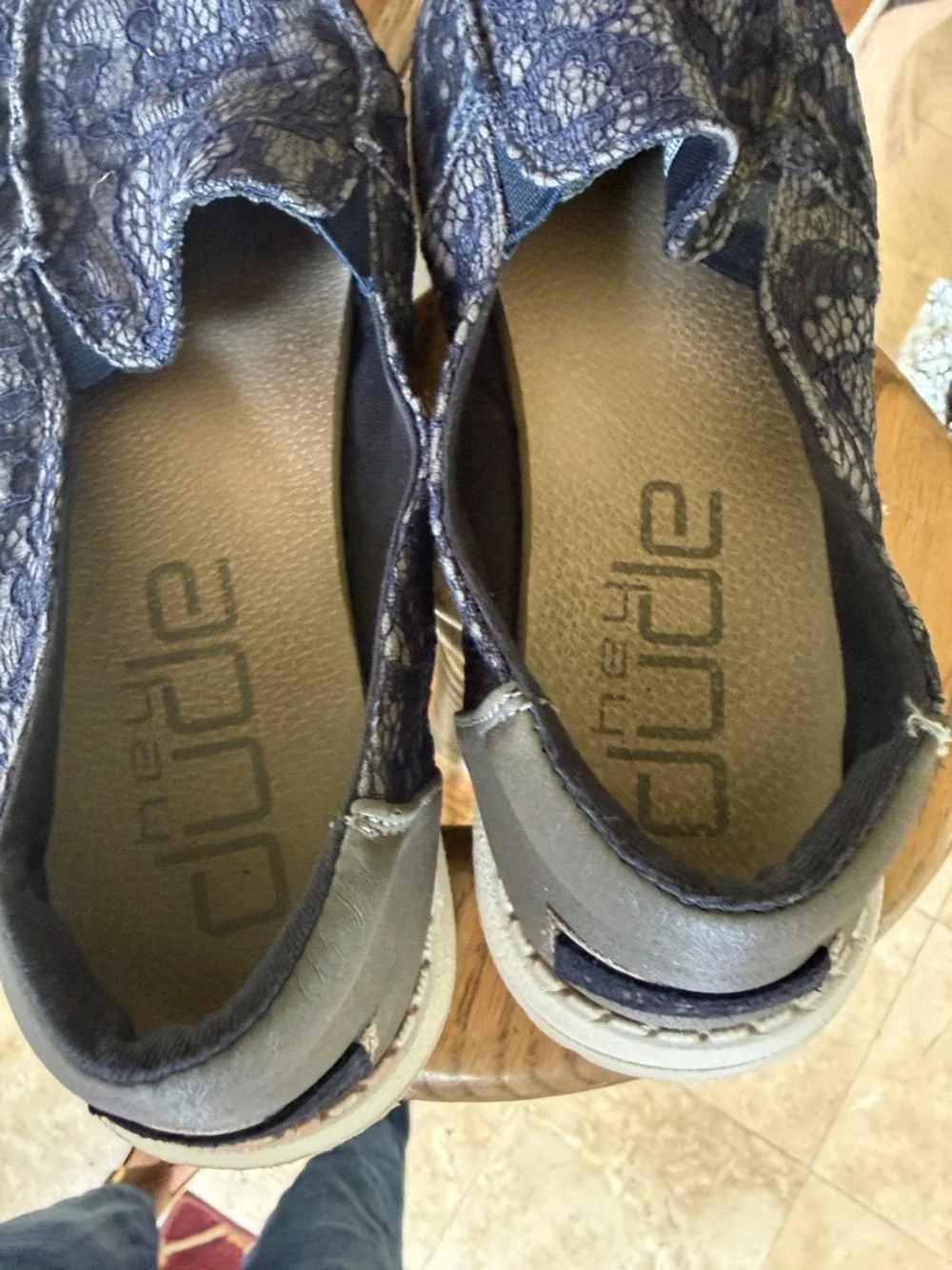 HEY DUDE LENA WOMEN’S lace slip on shoe preowned good condition size 7